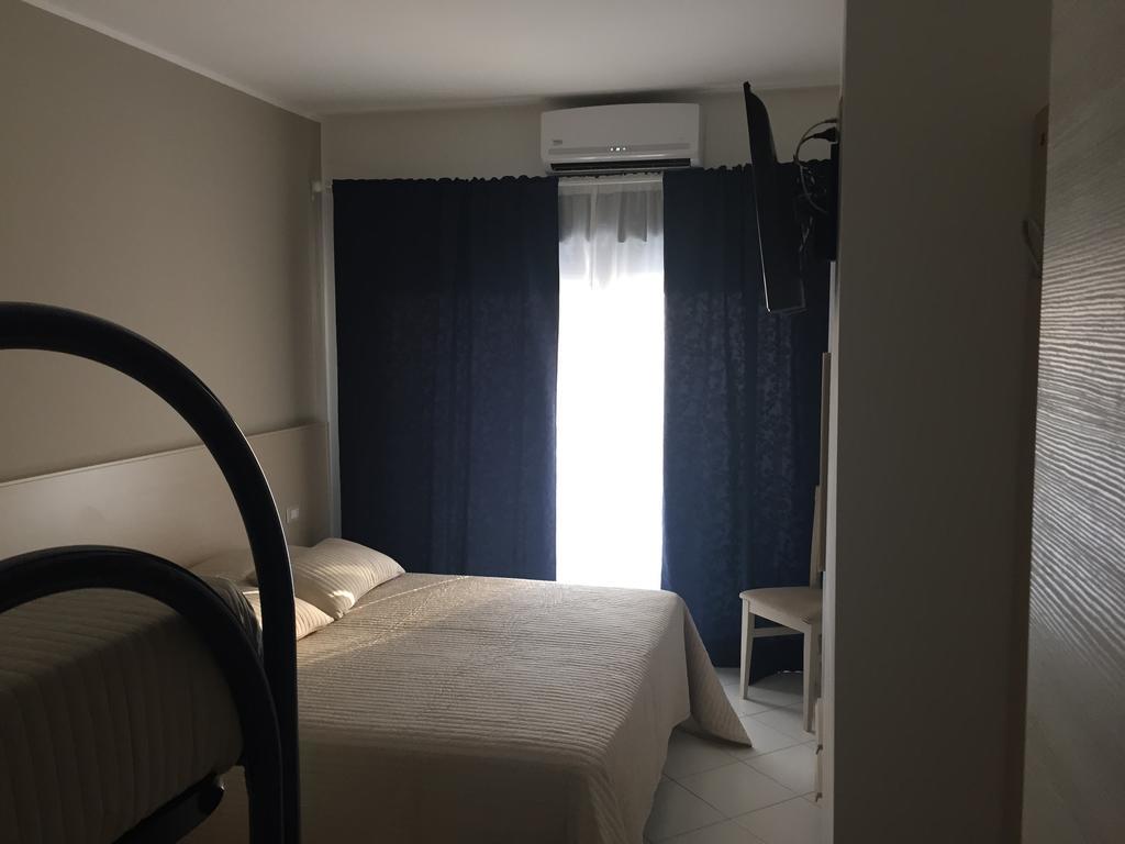 Appartamento 403 Messina Cameră foto